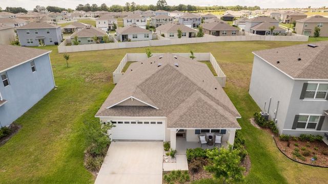 5208 GREENHEART AVENUE, Mount Dora, FL 32757