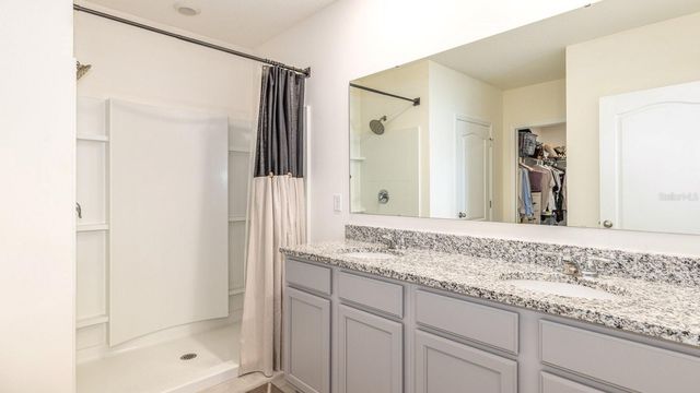 5208 GREENHEART AVENUE, Mount Dora, FL 32757