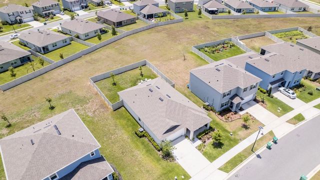 5208 GREENHEART AVENUE, Mount Dora, FL 32757