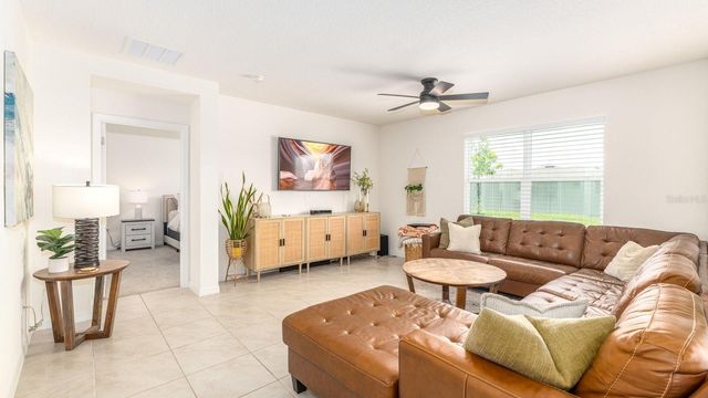 5208 GREENHEART AVENUE, Mount Dora, FL 32757