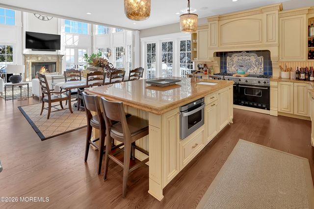 212 Crescent Parkway, Sea Girt, NJ 08750