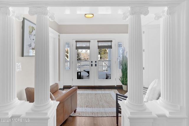 212 Crescent Parkway, Sea Girt, NJ 08750