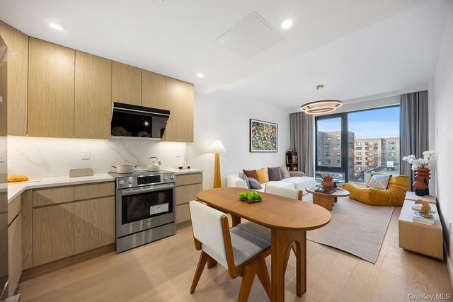 35-30 146th Street 309, Flushing, NY 11354