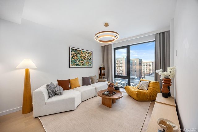 35-30 146th Street 309, Flushing, NY 11354