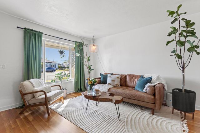 109 E 13th St, Marysville, CA 95901