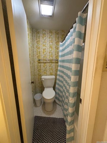 3280 GOPHER HL, San Antonio, TX 78263