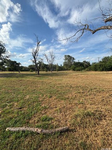 3280 GOPHER HL, San Antonio, TX 78263