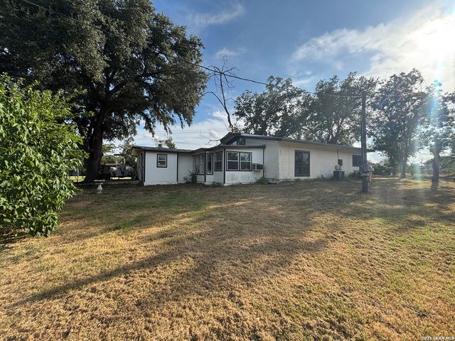 3280 GOPHER HL, San Antonio, TX 78263