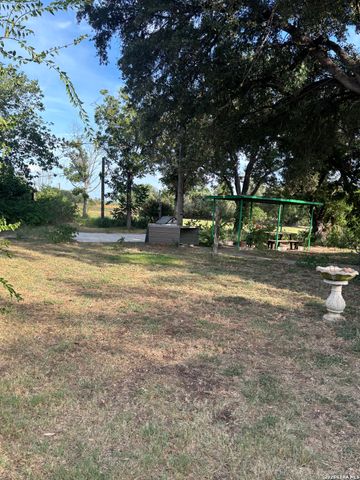 3280 GOPHER HL, San Antonio, TX 78263
