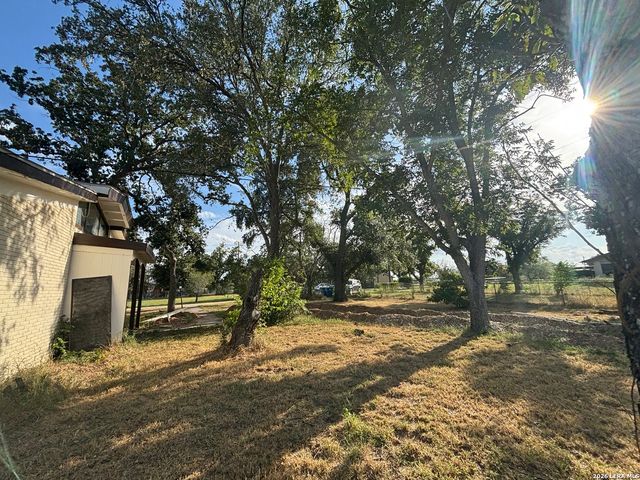 3280 GOPHER HL, San Antonio, TX 78263