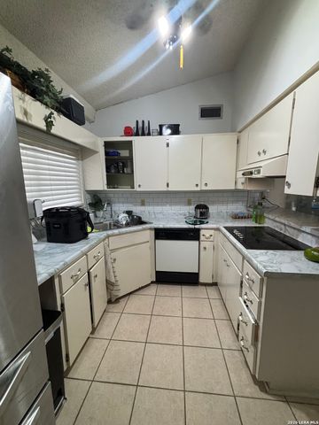 3280 GOPHER HL, San Antonio, TX 78263