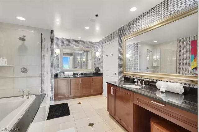 125 East Harmon Avenue 2902, Las Vegas, NV 89109