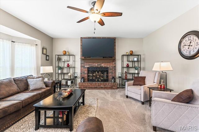 1401 Double Eagle Circle, Belleville, IL 62220