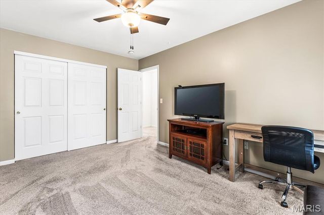 1401 Double Eagle Circle, Belleville, IL 62220