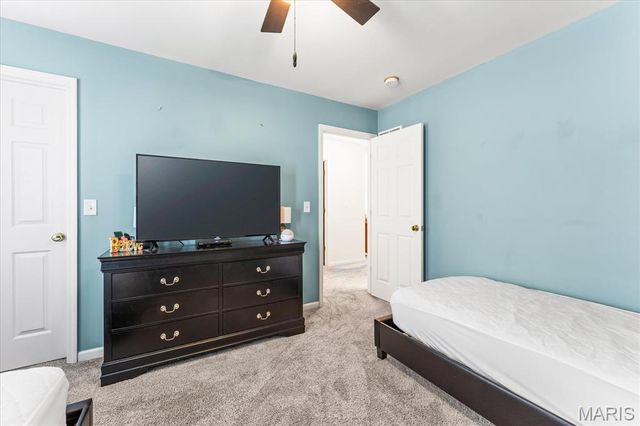1401 Double Eagle Circle, Belleville, IL 62220