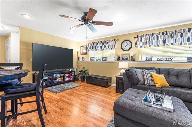 1401 Double Eagle Circle, Belleville, IL 62220