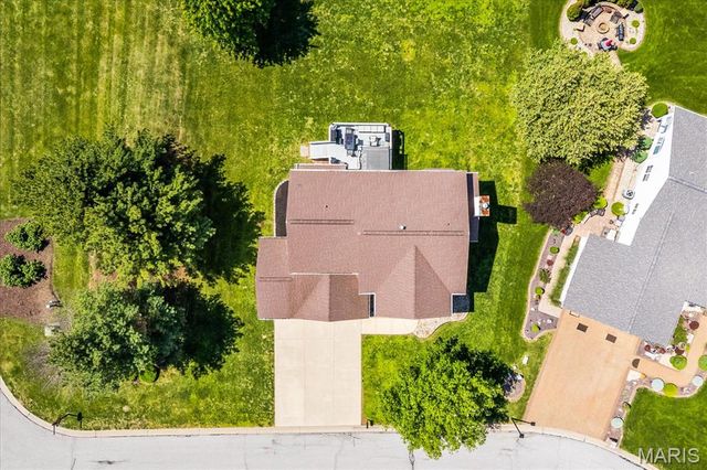 1401 Double Eagle Circle, Belleville, IL 62220
