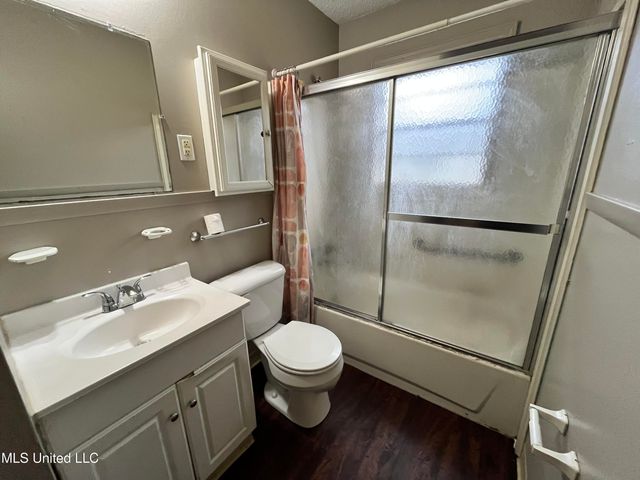 6470 Forest Glen Drive, Horn Lake, MS 38637