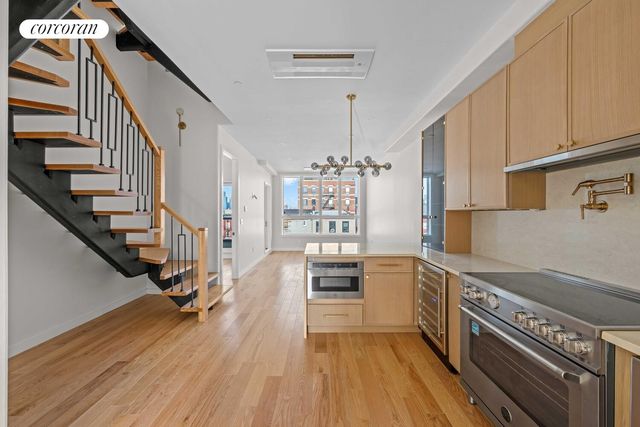 41 SUMMIT Street, New York City, NY 11231