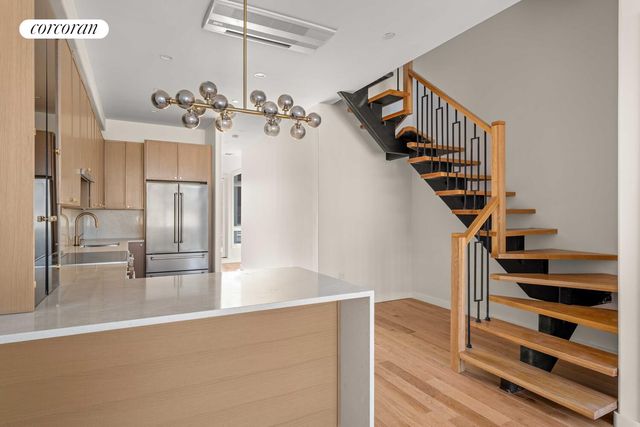 41 SUMMIT Street, New York City, NY 11231