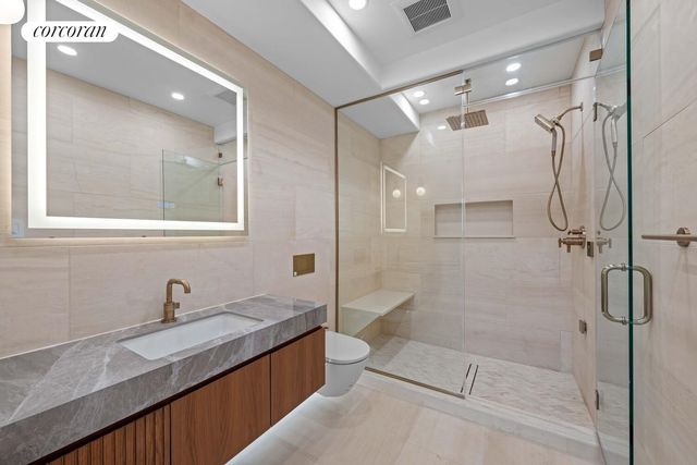 41 SUMMIT Street, New York City, NY 11231