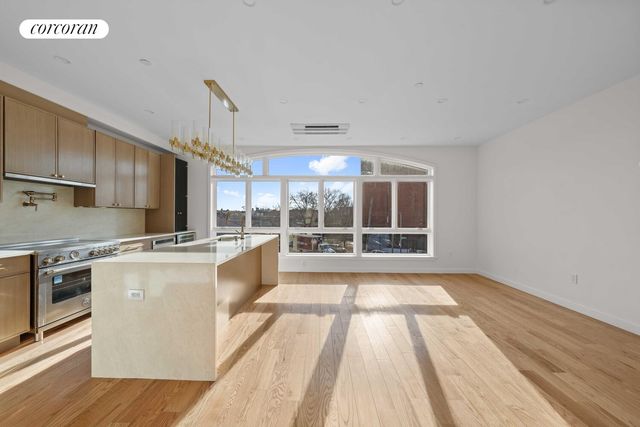 41 SUMMIT Street, New York City, NY 11231