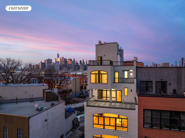 41 SUMMIT Street, New York City, NY 11231