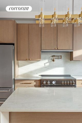 41 SUMMIT Street, New York City, NY 11231