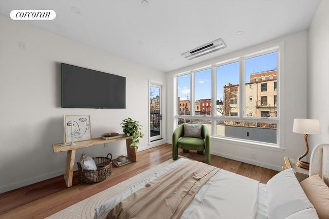 41 SUMMIT Street, New York City, NY 11231