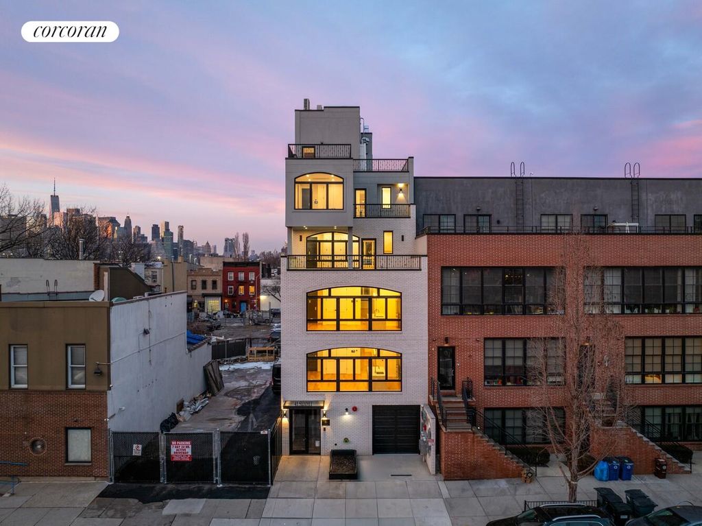 41 SUMMIT Street, New York City, NY 11231