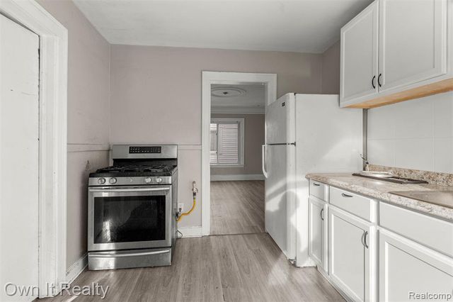 15766 Hartwell Street, Detroit, MI 48227