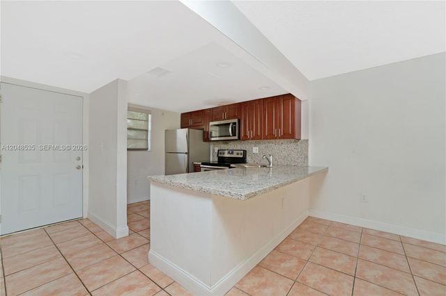 10525 SW 112th Avenue 309, Miami, FL 33176