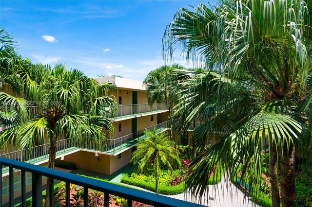 10525 SW 112th Avenue 309, Miami, FL 33176