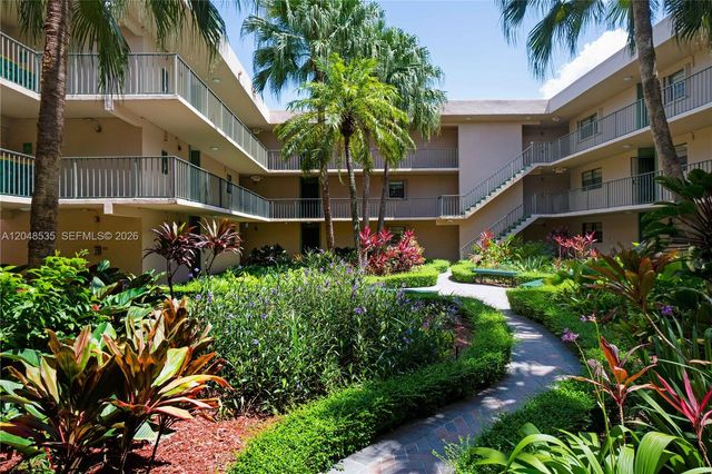 10525 SW 112th Avenue 309, Miami, FL 33176