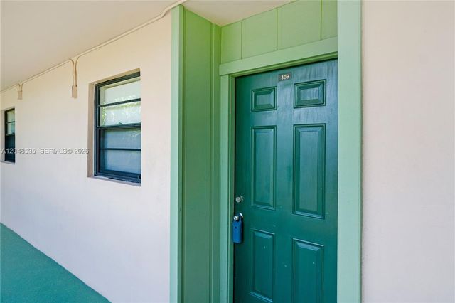 10525 SW 112th Avenue 309, Miami, FL 33176