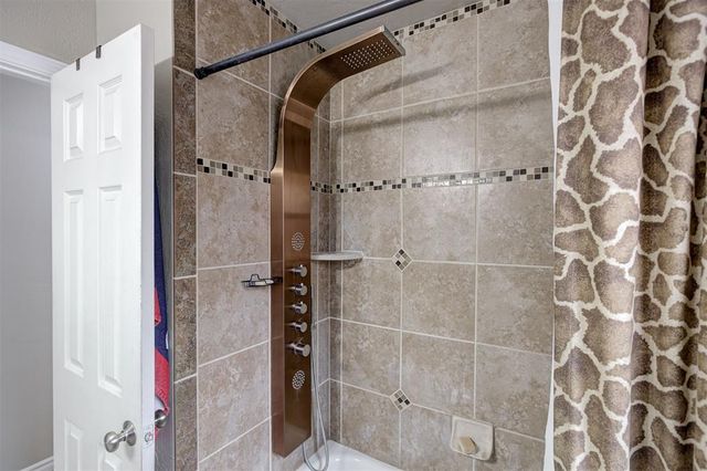16120 Rim Road, Edmond, OK 73013