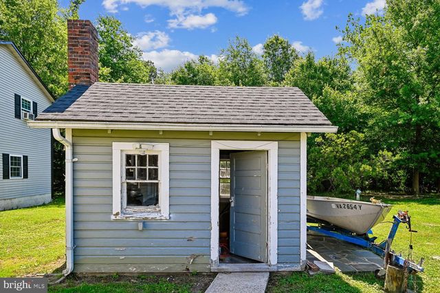 1001 BENNING RD, Galesville, MD 20765