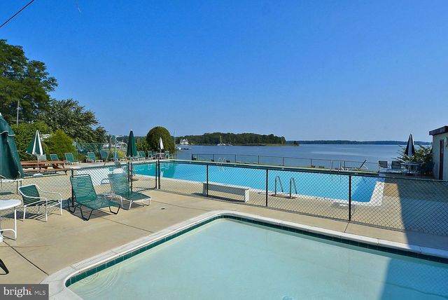 1001 BENNING RD, Galesville, MD 20765
