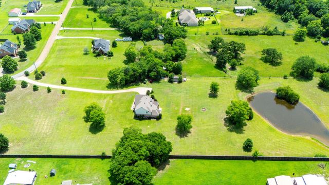 180 Vz County Road 4137, Canton, TX 75103