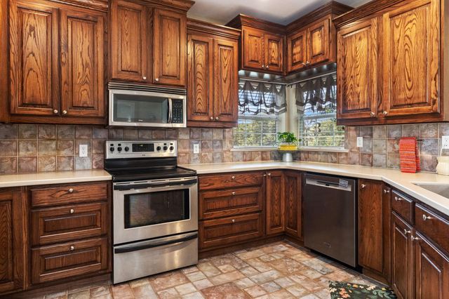 180 Vz County Road 4137, Canton, TX 75103