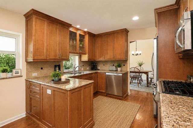 640 Wilmot Road, Deerfield, IL 60015