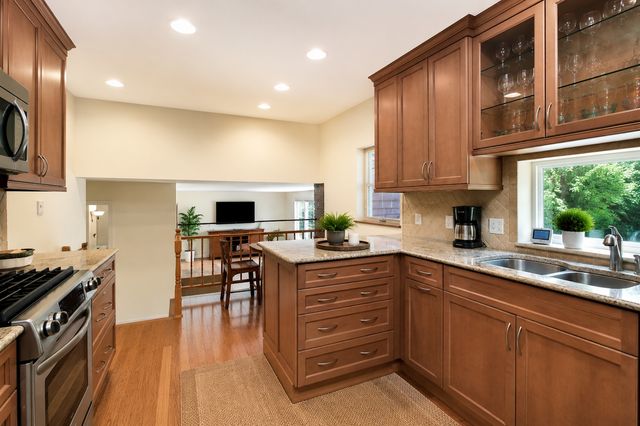 640 Wilmot Road, Deerfield, IL 60015