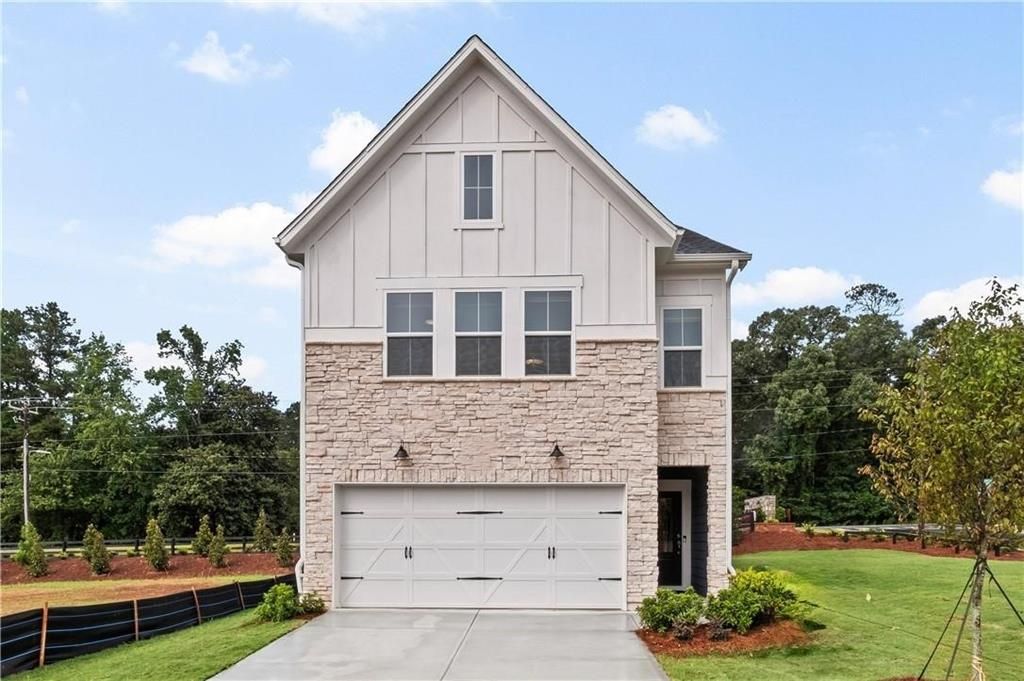 5620 Tillman Way, Powder Springs, GA 30127