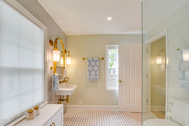 8704 Chapel Hill Road, Cary, NC 27513