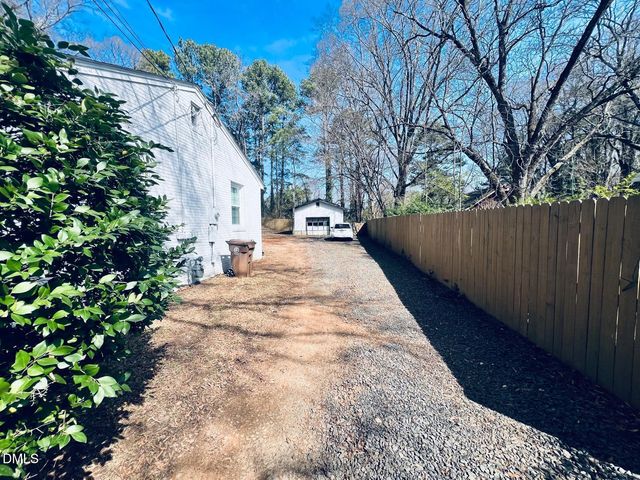 8704 Chapel Hill Road, Cary, NC 27513