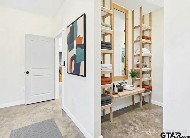 6445 Palomino Ct, Athens, TX 75752