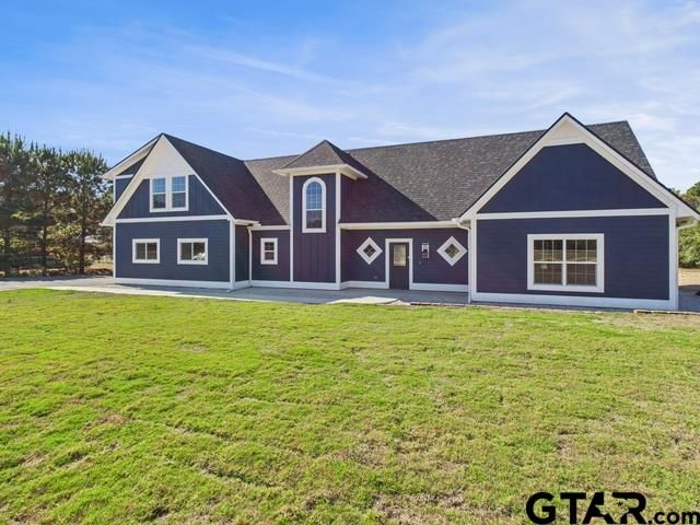 6445 Palomino Ct, Athens, TX 75752