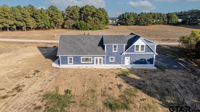 6445 Palomino Ct, Athens, TX 75752