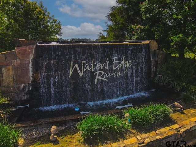 6445 Palomino Ct, Athens, TX 75752