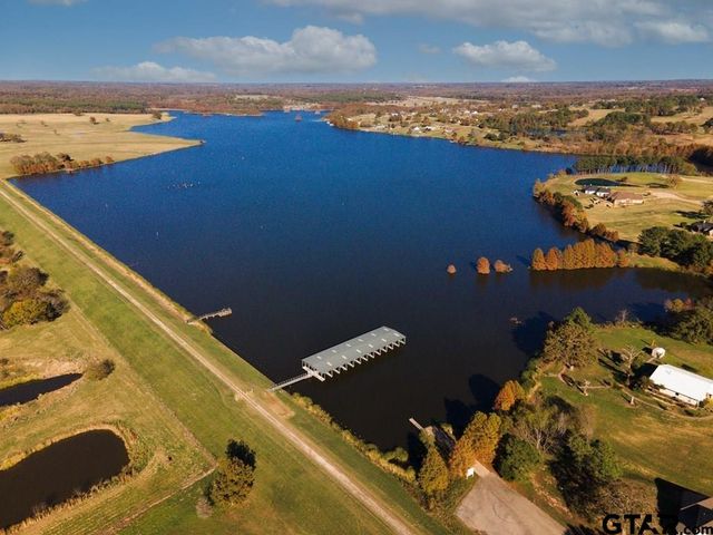 6445 Palomino Ct, Athens, TX 75752